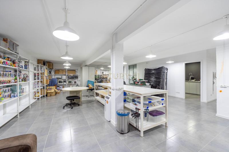 Foto a5715a5b-8e76-4886-b203-32b59ea49d0a. Locale commerciale in vereda del carmen 21 in Ventas Madrid