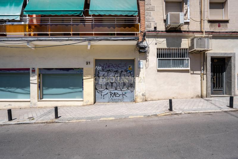 Foto b1760171-adee-489f-81f0-2790cfa43120. Locale commerciale in vereda del carmen 21 in Ventas Madrid