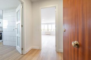 Location Appartement à Cl luis de hoyos sainz 148madrid (madrid) 148. Piso reformado de 3 habitaciones muy luminoso en pavones