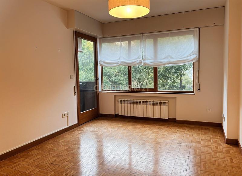 Foto f2582f64-9603-4b60-8901-b76d3561a6ac. Apartament a calle de costa rica a Nueva España Madrid