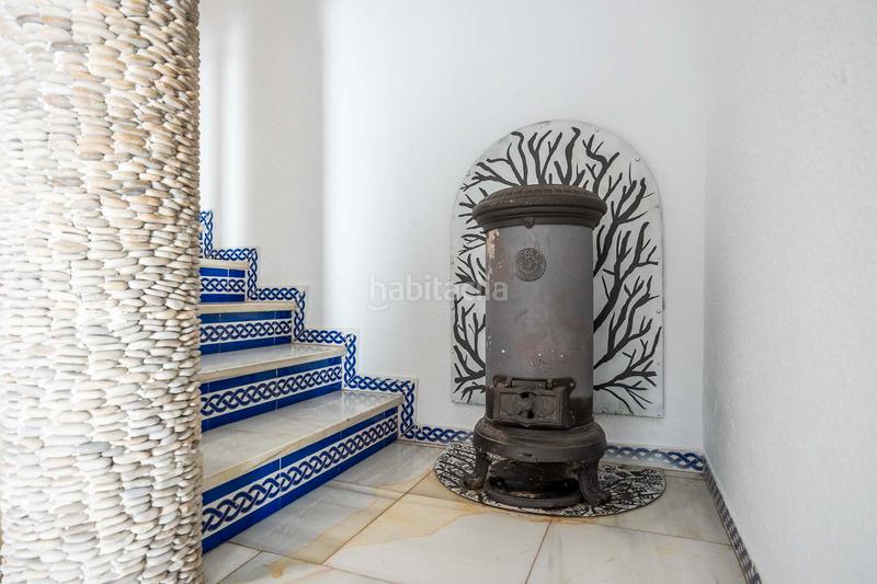 Foto 4b5958c3-59fe-44ac-8910-1ca654713f84. Chalet with fireplace heating parking pool in Espartinas pueblo Espartinas