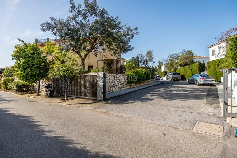 Foto a3e924b9-6ea5-4b30-bb2a-4d5fe7425fe4. Chalet avec cheminée chauffage parking piscine dans Espartinas