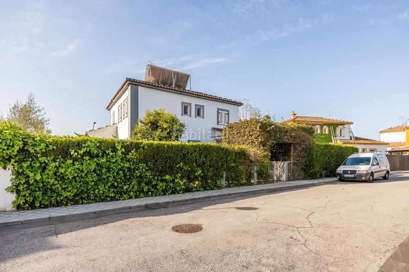 Foto ebf7c5a4-f7d3-4805-9081-bfa4d063784f. Chalet avec cheminée chauffage parking piscine dans Espartinas