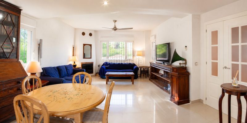 Foto 17d3a9ae-390d-4847-a962-43f72b6df3b0. Chalet dans Loreto Espartinas