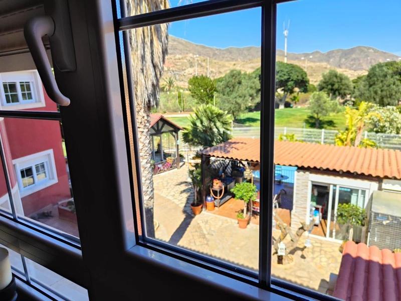 Foto b7604356-ff34-4085-8176-3464eaf32fd1. Chalet mit parking pool in La Envía Vícar