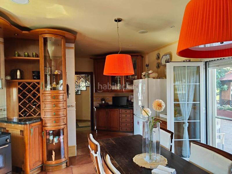 Foto e72d3251-c98c-47f5-85ec-26c537f61e18. Chalet mit parking pool in La Envía Vícar