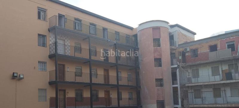 Foto ecbc3e4a-29d7-4474-82ca-4ea365458a52. Piso avd del mar piso 2 habitaciones en La Chanca - Pescadería Almería