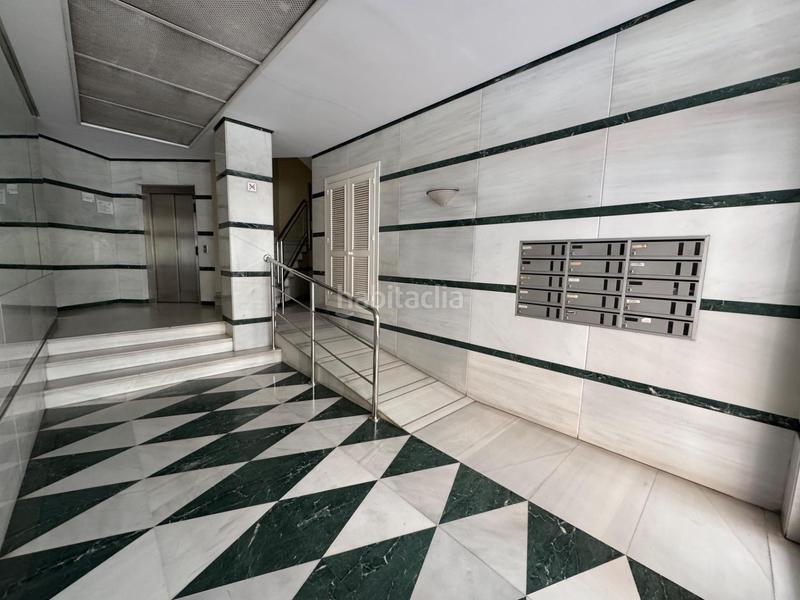 Foto 9d9bc0e5-4e5b-492b-b548-35400e822e75. Appartement dans calle jardin medina 1 dans Nueva Andalucía Almería