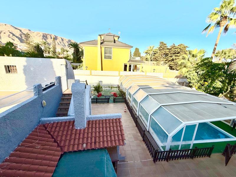 Foto ed4e1e82-4eaa-42c1-a132-30f9a7fcaf29. Chalet con parcheggio piscina in Aguadulce Sur Roquetas de Mar