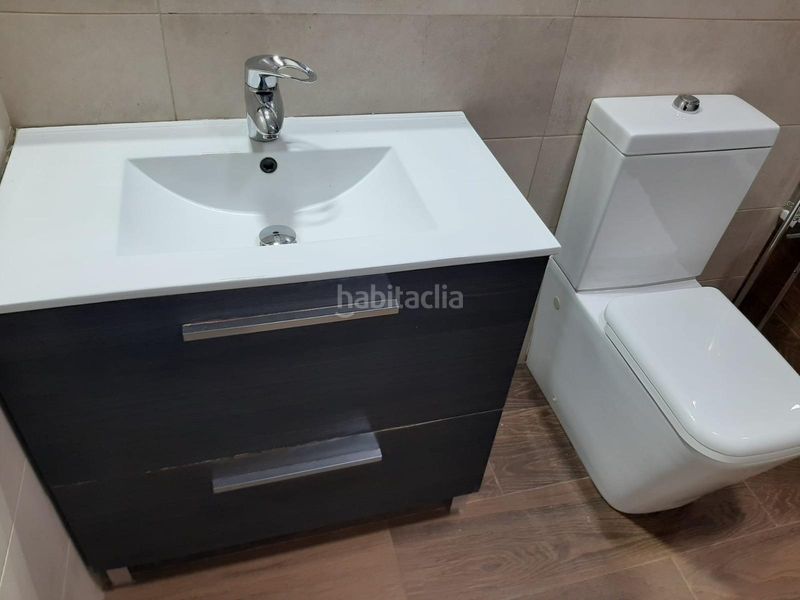 Foto c3e615e3-364c-4c85-a6f9-649e32e65715. Xalet amb aparcament a Vícar pueblo Vícar