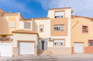 Haus  Avenida maestro gaspar vivas