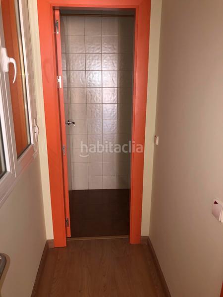 Foto 624b7db6-7afd-4ab5-b5c7-416ee07d02a6. Edificio en calle lamarque de novoa 5 edificio de oficinas en Dos Hermanas