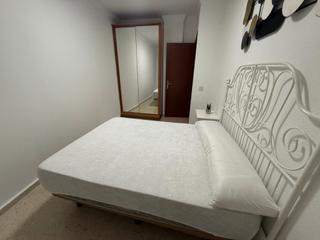 Miete Etagenwohnung  Paseo de la redondilla. Piso de dos dormitorios en alquiler