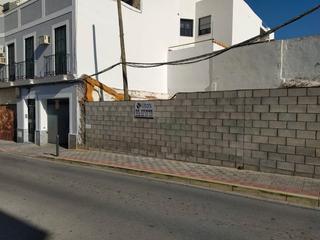 Terreny residencial a Calle manuel siurot 20. Solar residencial