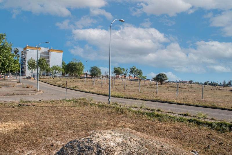 Foto ef68a2f2-12e0-4571-94c5-3a44ffc606c6. Terreno residencial suelo urbanizable en venta en Dos Hermanas