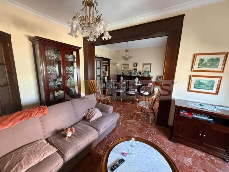 Foto 13030f33-38a6-4f60-91a8-edd4f49e4928. Piso  4 habitaciones venta en Centro - Doña Mercedes Dos Hermanas