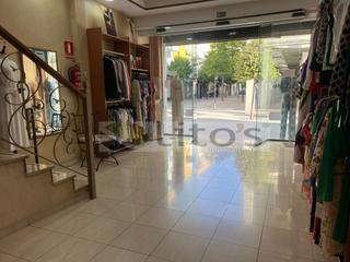 Local commercial  Calle santa ana. Local comercial venta dos hermanas