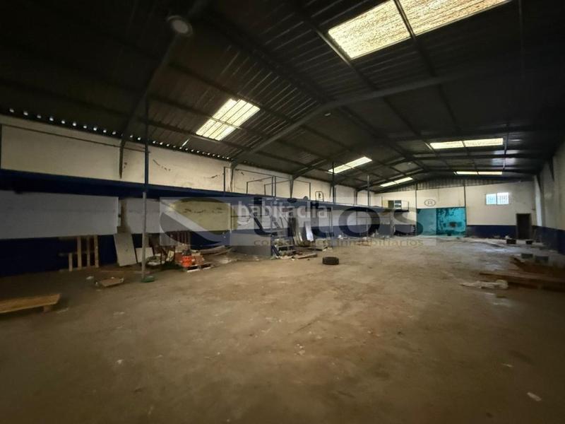 Foto 171b7455-5b68-4b49-adae-674e446bac87. Nau industrial a Centro - Doña Mercedes Dos Hermanas