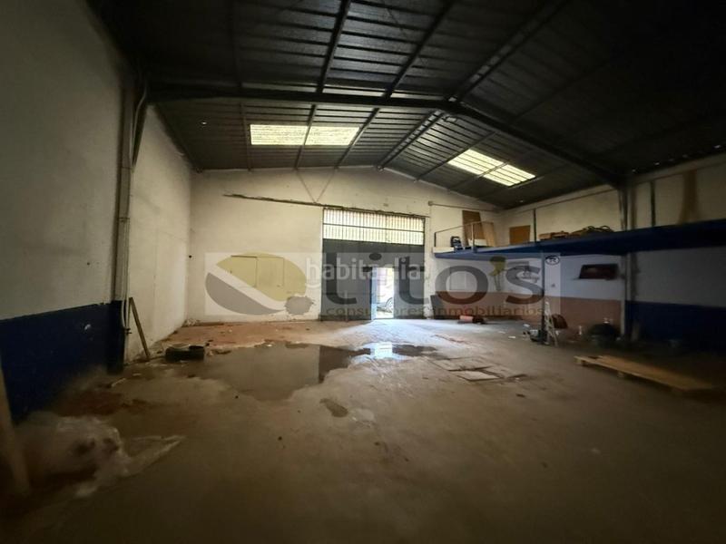 Foto 46dd728b-77ff-46bb-86fb-68414adcea37. Nau industrial a Centro - Doña Mercedes Dos Hermanas