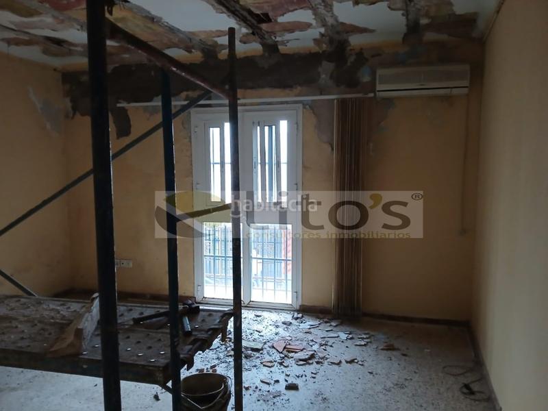 Foto 09a2f1be-4db5-408d-9b04-7c79d8051a30. Casa adosada vivienda en plano centro en Centro - Doña Mercedes Dos Hermanas