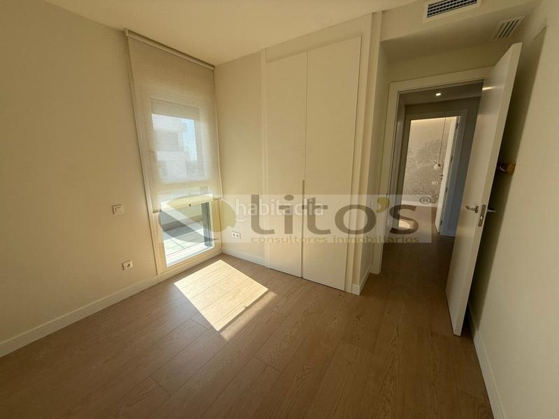 Foto 98ebd928-f6f5-4080-80f8-cfb6e6b5e460. Rent flat with parking in Entrenúcleos Dos Hermanas