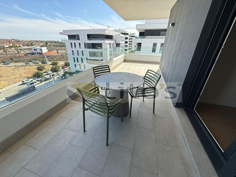 Foto a946b3ec-1053-4a51-9852-64a47a0619ce. Rent flat with parking in Entrenúcleos Dos Hermanas