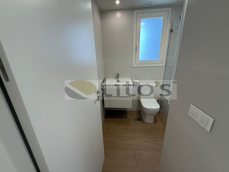 Foto b5b3dc70-ead0-4e73-a588-c4341bce2627. Rent flat with parking in Entrenúcleos Dos Hermanas