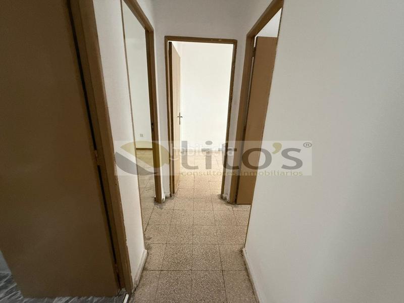 Foto 00c07283-0d06-4815-aa19-572e7484b1e2. Piso  en juan sebastián elcano en Centro - Doña Mercedes Dos Hermanas