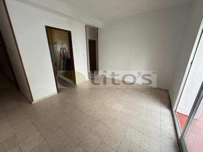 Foto 2b27c590-79d9-45cd-9c5e-d06430101ad6. Piso  en juan sebastián elcano en Centro - Doña Mercedes Dos Hermanas