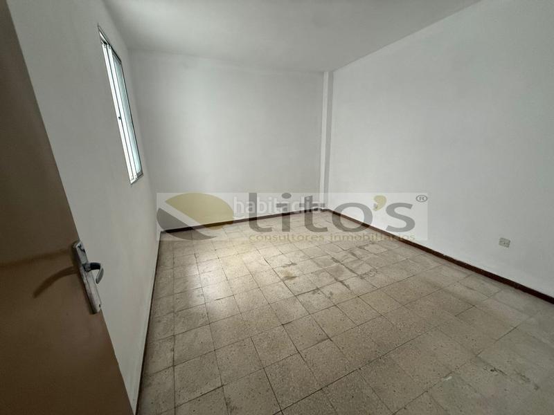 Foto 4e7a5759-dc99-4b76-8149-cb1726bfaaf5. Piso  en juan sebastián elcano en Centro - Doña Mercedes Dos Hermanas