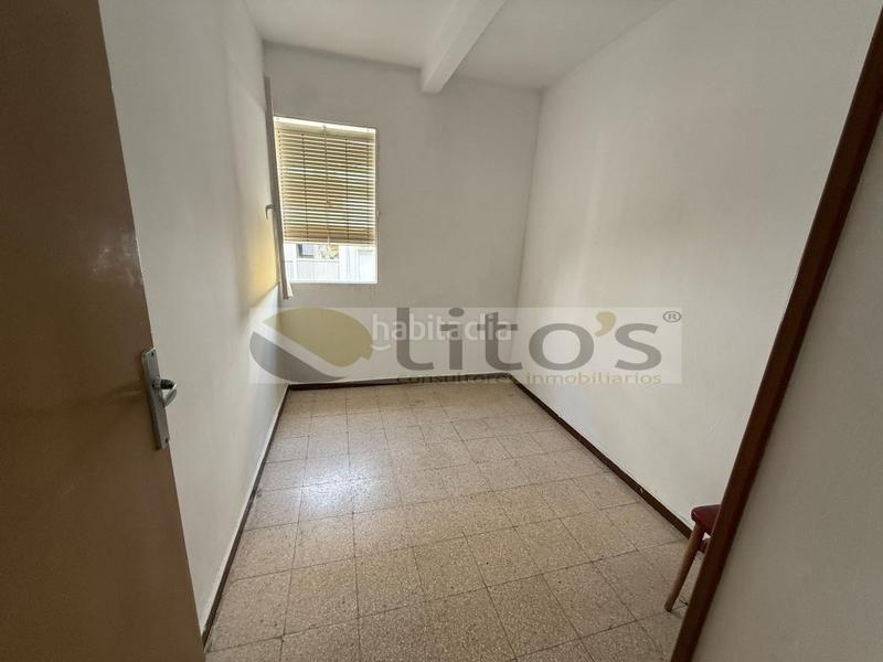 Foto 66ad2826-f95f-4490-8116-addcd579405c. Piso  en juan sebastián elcano en Centro - Doña Mercedes Dos Hermanas