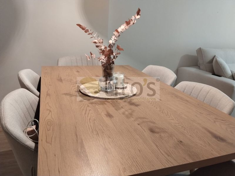 Foto 06006e1c-5351-4c7e-836c-05841ff84a46. Casa adossada amb aparcament piscina a Arco Norte - Avda España Dos Hermanas