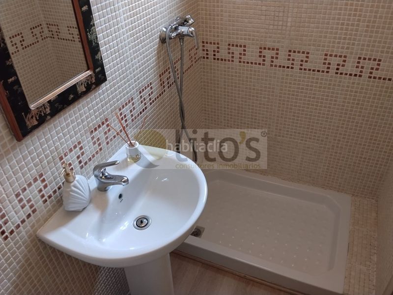 Foto 1967ddee-3207-4f85-8015-853db31dd3db. Casa adossada amb aparcament piscina a Arco Norte - Avda España Dos Hermanas