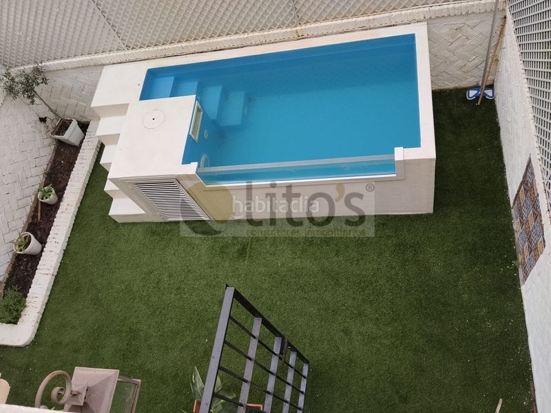 Foto 4f3232f8-95af-4e23-8e89-0b53bca9db3e. Casa adossada amb aparcament piscina a Arco Norte - Avda España Dos Hermanas