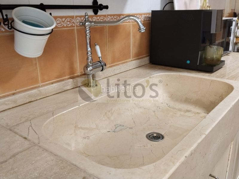 Foto 521f44ae-4ebf-4164-878a-a9e81c13c466. Casa adossada amb aparcament piscina a Arco Norte - Avda España Dos Hermanas