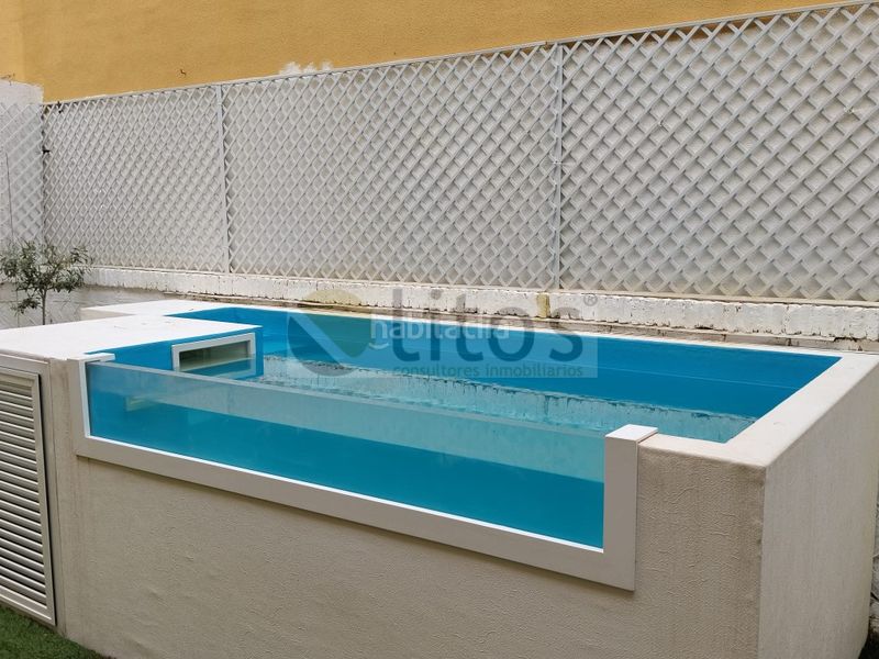 Foto 5ee4fc6f-8392-4830-bb2c-d2af07873aae. Casa adossada amb aparcament piscina a Arco Norte - Avda España Dos Hermanas