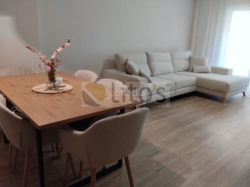 Foto ab1b0b9c-4cee-49f9-97f2-514d4e916a34. Casa adossada amb aparcament piscina a Arco Norte - Avda España Dos Hermanas