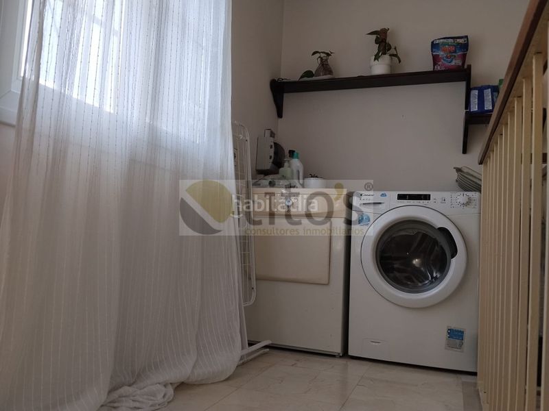 Foto cbc1eff8-c3ed-471a-906e-158741c33041. Casa adossada amb aparcament piscina a Arco Norte - Avda España Dos Hermanas