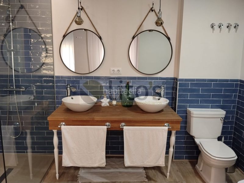 Foto e101a1b4-6cfd-465f-952e-2cce67e12130. Casa adossada amb aparcament piscina a Arco Norte - Avda España Dos Hermanas