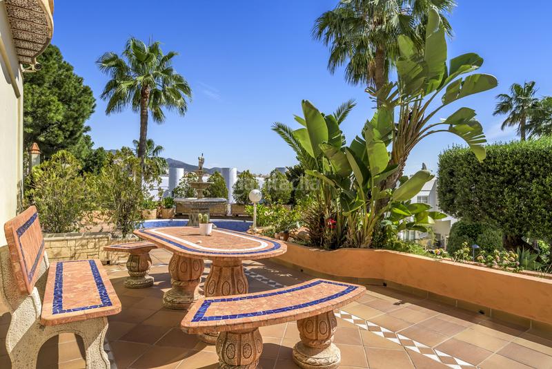 Foto 0ef31601-dc69-4046-9849-348da8b0db24. Casa amplia villa de lujo en una popular zona residencial junto al campo de golf de torrequebrada costa en Benalmádena