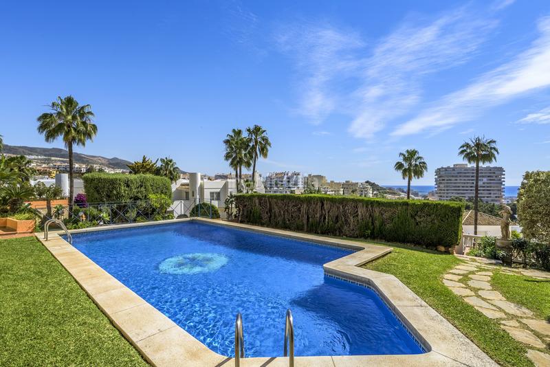 Foto 25530822-24ad-4f90-a3e3-d37515f71822. Casa amplia villa de lujo en una popular zona residencial junto al campo de golf de torrequebrada costa en Benalmádena