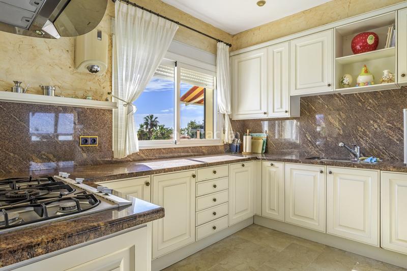 Foto 2cb1761a-af70-4682-a035-6eb5988033c0. Casa amplia villa de lujo en una popular zona residencial junto al campo de golf de torrequebrada costa en Benalmádena