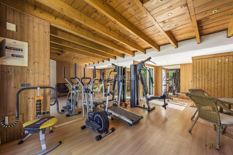 Foto e29a4661-3651-4233-b6fb-7d3453f0880e. Casa amplia villa de lujo en una popular zona residencial junto al campo de golf de torrequebrada costa en Benalmádena