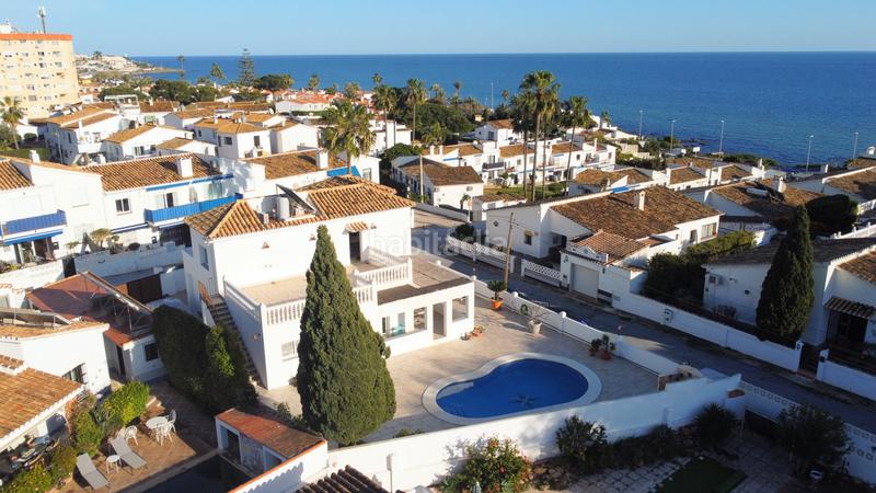 Foto 99b6fcba-6d98-4be8-8c76-40b82aeb8e53. Casa villa completamente reformada en estilo escandinavo en los claveles, la cala en Mijas