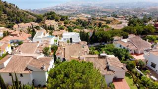 Casa aparellada a Mijas pueblo. Casa pareada elegante con vistas panorámicas en buena vista, mij