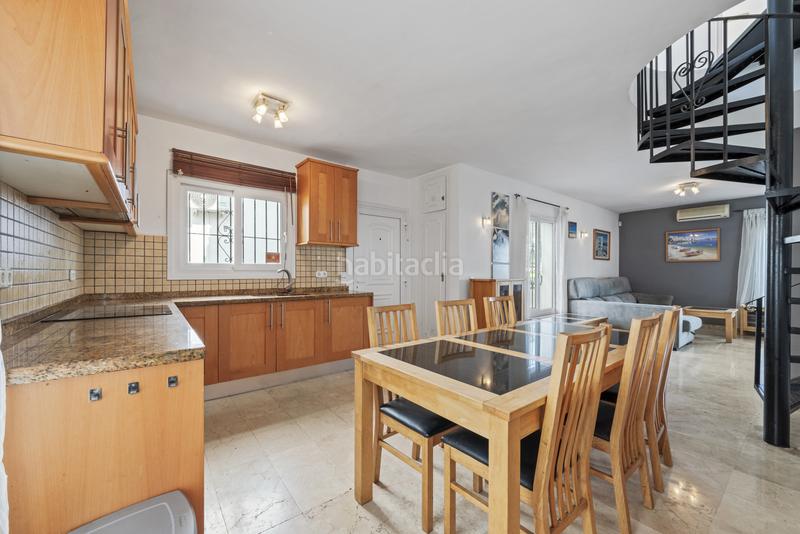 Foto 0f451b06-7242-4218-91a0-7d8c66754f81. Casa villa con piscina comunitaria cerca de la playa y restaurentes en Mijas