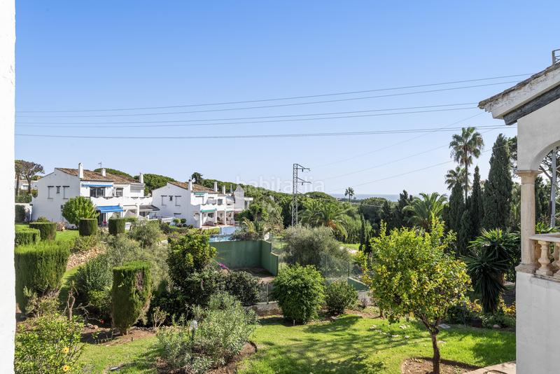 Foto 3aa880ab-d6e5-4b04-8d29-e0757c5fc72c. Casa villa con piscina comunitaria cerca de la playa y restaurentes en Mijas