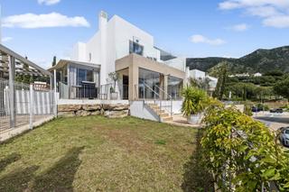 Casa aparellada a Mijas pueblo. Moderna casa pareada en buena vista, mijas costa