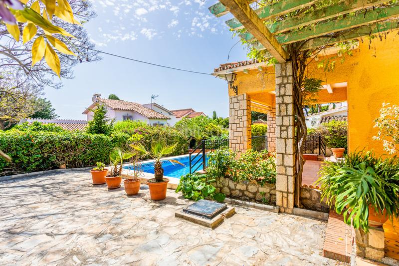 Foto abc7d1f3-b1c9-4b10-853c-cf3a4ead51dd. Haus mit pool in Puerto Marina Benalmádena