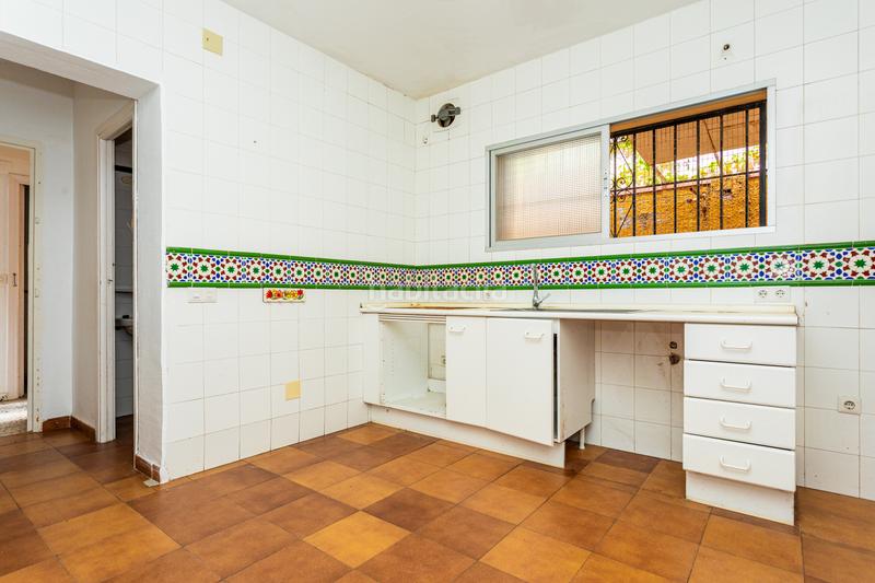 Foto b88d346b-6364-41c9-a7bb-38b2982b1a0a. Haus mit pool in Puerto Marina Benalmádena